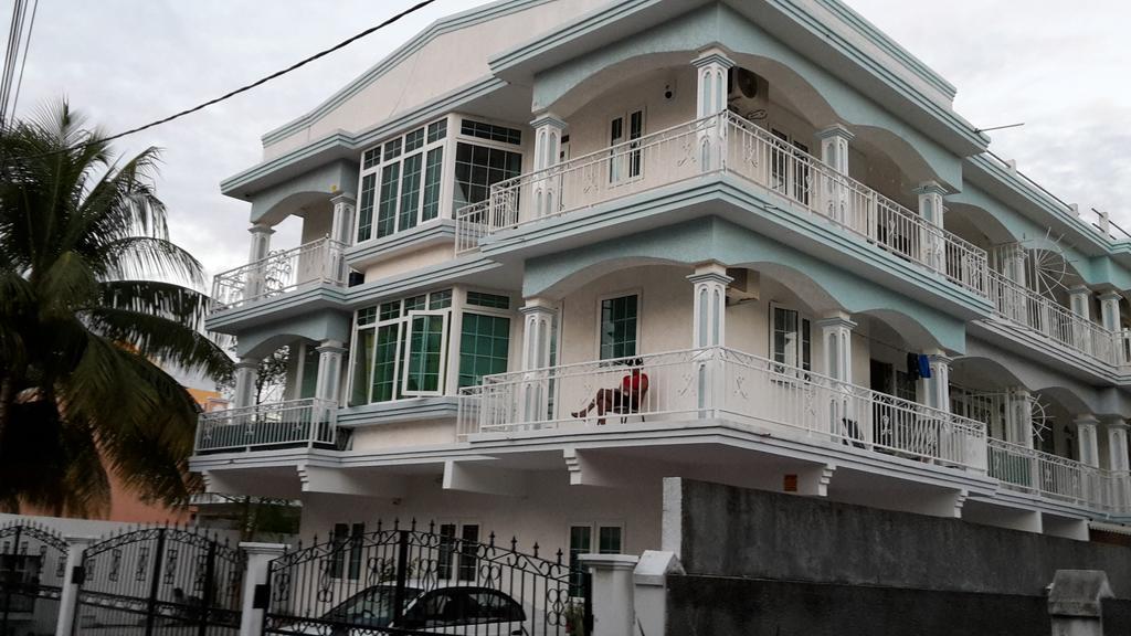 Residence Lasenza Apartment Flic-en-Flacq エクステリア 写真