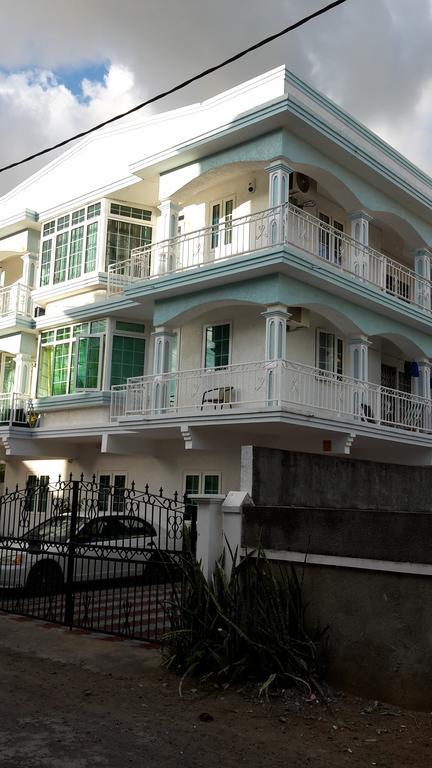 Residence Lasenza Apartment Flic-en-Flacq エクステリア 写真
